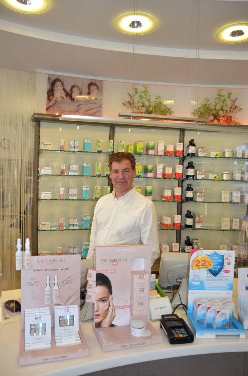 in der Flachgau Apotheke 